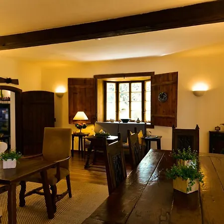 Landsitz Oberhof Petit ホテル *