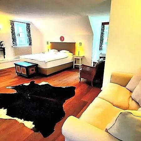 Landsitz Oberhof Petit Hotel *