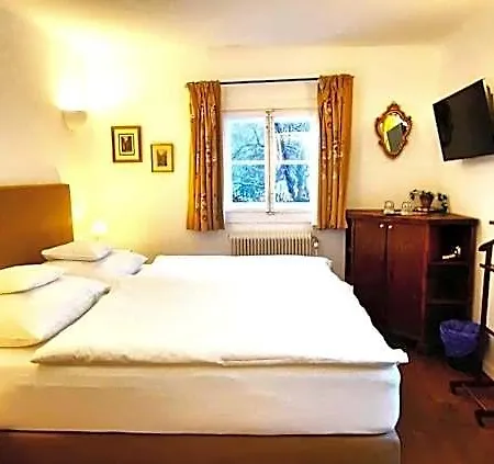 Landsitz Oberhof Petit * Muggendorf (Lower Austria)