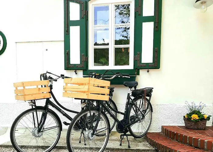 ホテル Landsitz Oberhof Petit Muggendorf (Lower Austria)